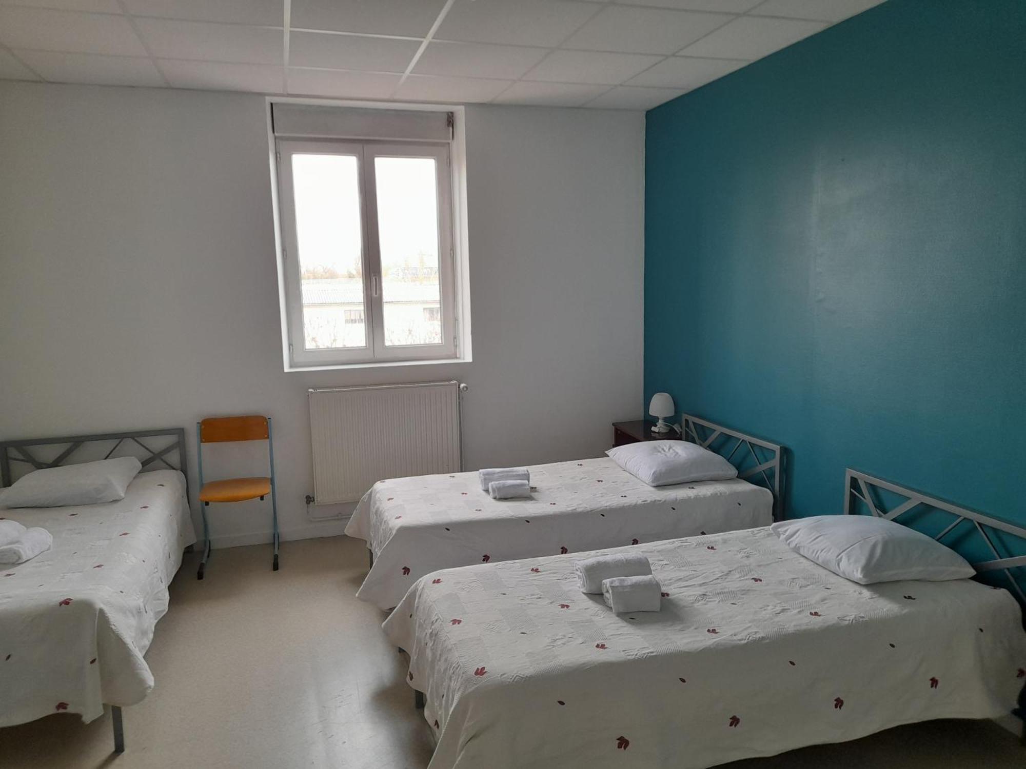 Centre Louis Ormieres Hotel มงโตบ็อง ภายนอก รูปภาพ